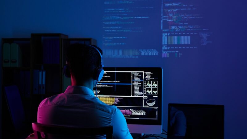 7 Best Mechanical Keyboards for AI Coding in 2024